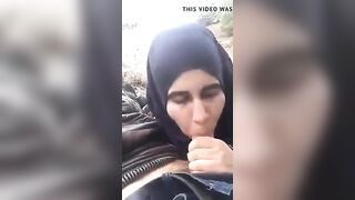 محجبة ايرانية تمص زبر حبيبها وتشكره irani xxxx